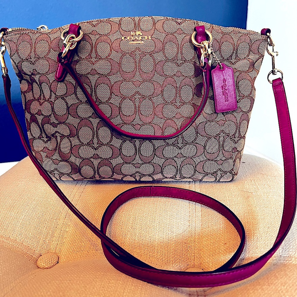 *Authentic* COACH purse